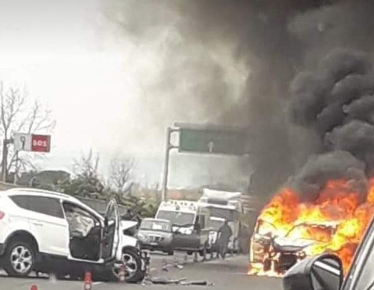 INCIDENTE SULL' AUTOSTRADA A18, FERITI - 