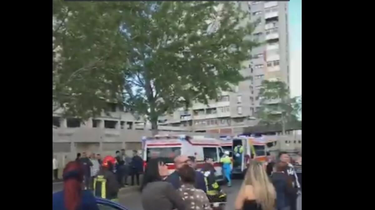 CATANIA: INCENDIO IN UN APPARTAMENTO DI VIALE MONCADA, VIGILI DEL FUOCO SUL POSTO - 