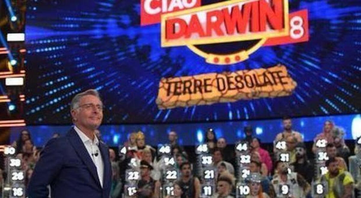 CIAO DARWIN NEWS SUL CONCORRENTE INFORTUNATO: IL COMUNICATO MEDIASET - 