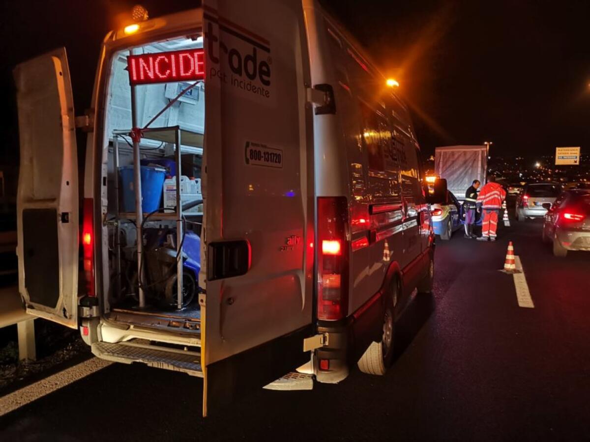 TAMPONAMENTO SULLA TANGENZIALE, LUNGHE CODE - 