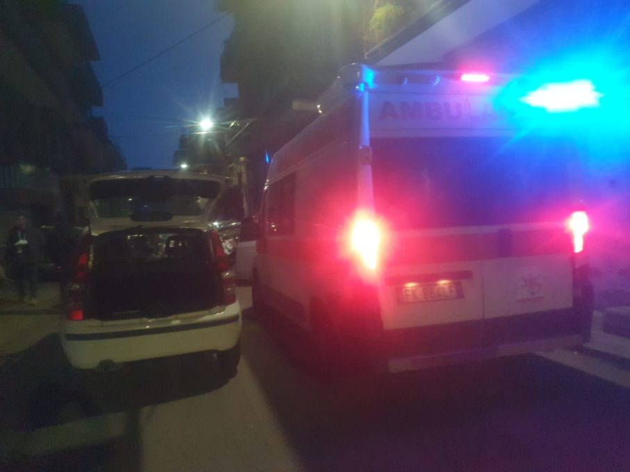 TAMPONAMENTO IN VIA CAMPANIA, LA GUIDATRICE FERITA DALLO SCOPPIO DELL'AIRBAG