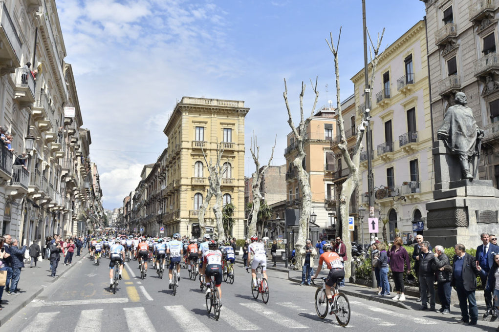 ALLA PRIMA DEL GIRO DI SICILIA BRINDA STACCHIOTTI - FOTO