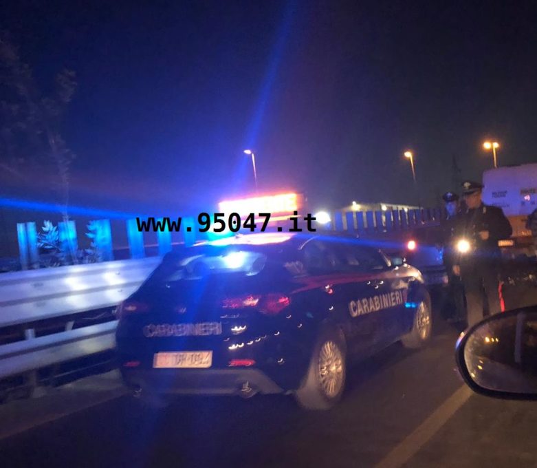 RAPINA, AUTO IN FIAMME E TAMPONAMENTO IERI SULLA SS121