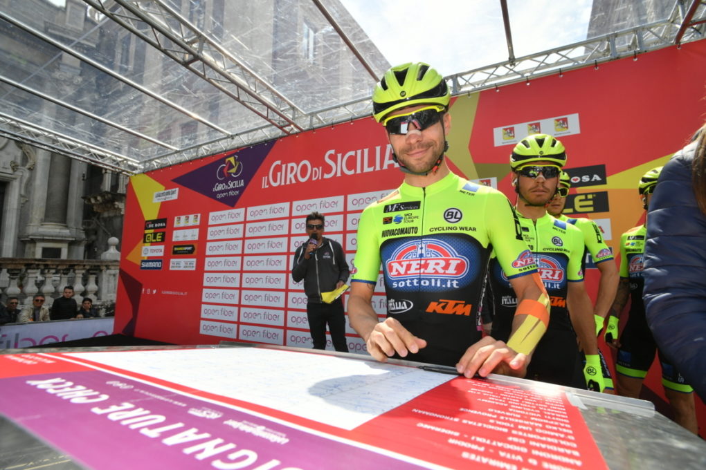 ALLA PRIMA DEL GIRO DI SICILIA BRINDA STACCHIOTTI - FOTO