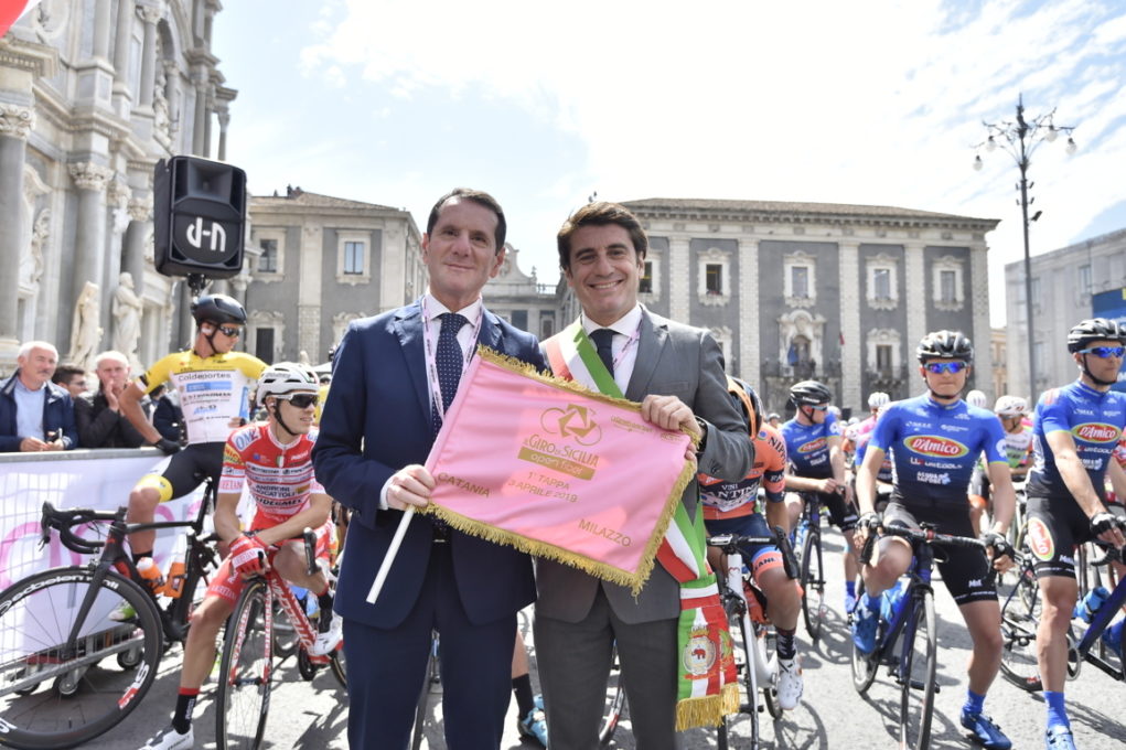 ALLA PRIMA DEL GIRO DI SICILIA BRINDA STACCHIOTTI - FOTO