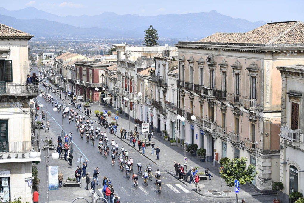 ALLA PRIMA DEL GIRO DI SICILIA BRINDA STACCHIOTTI - FOTO