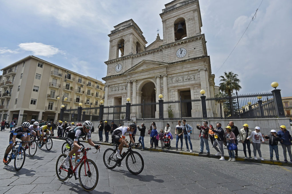 ALLA PRIMA DEL GIRO DI SICILIA BRINDA STACCHIOTTI - FOTO