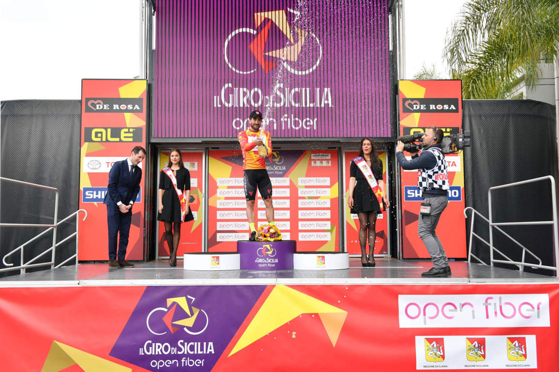 ALLA PRIMA DEL GIRO DI SICILIA BRINDA STACCHIOTTI - FOTO