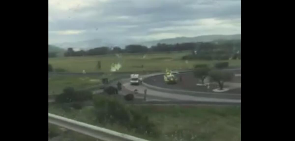 AUTO CADE DAL PONTE IN AUTOSTRADA ALL’ALTEZZA DI AGIRA E FINISCE IN ACQUA, MORTO 28ENNE CATANESE - 