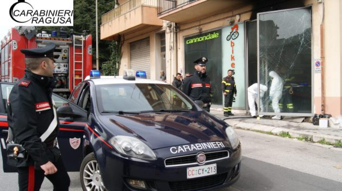 RAGUSA: INDAGATO IL PROPRIETARIO PER L’INCENDIO AL SUO NEGOZIO, E’ STATO LUI STESSO AD APPICCARE IL FUOCO - 