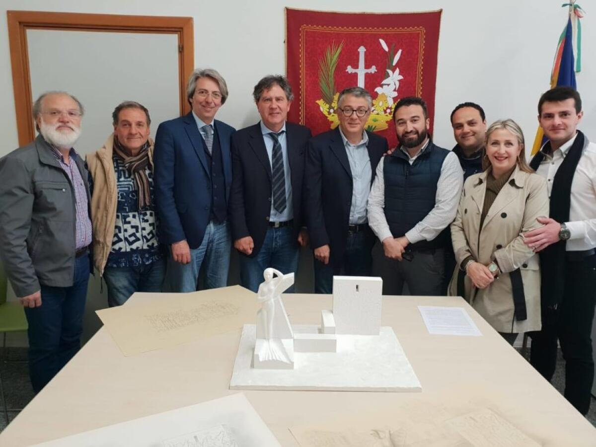 UNA SCULTURA MONUMENTALE PER RICORDARE L’ERUZIONE DEL 1669 - 