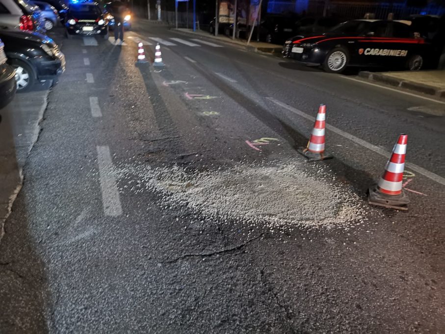 MASCALUCIA: TAMPONAMENTO FRA 3 AUTO IN VIA TREMESTIERI, UN FERITO