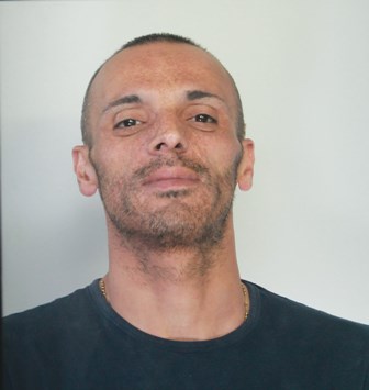 CATANIA: RAPINA UNA TABACCHERIA, PRESO A CASA CON LA REFURTIVA - VIDEO