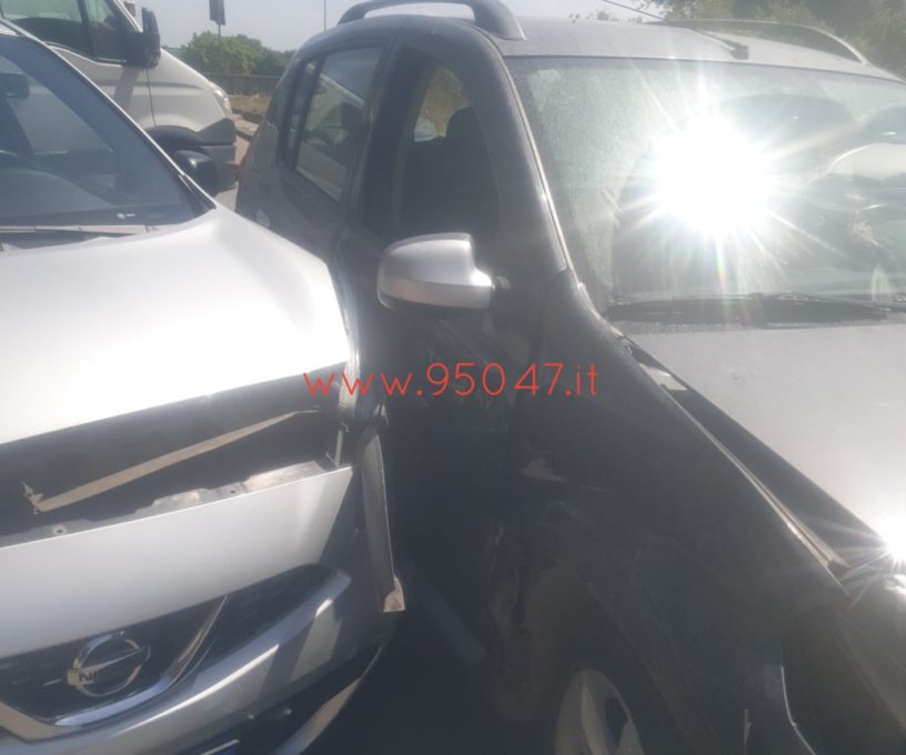 PATERNÒ: INCIDENTE A LARGO DELLA ZAGARA