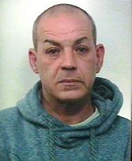 BELPASSO: SORPRESI IN GARAGE A PREPARARE LE DOSI DI DROGA: IN MANETTE