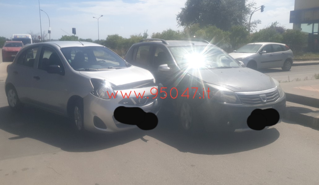 PATERNÒ: INCIDENTE A LARGO DELLA ZAGARA