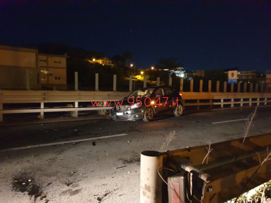 INCIDENTE SULLA SS121 NEI PRESSI SVINCOLO PIANO TAVOLA, FERITI