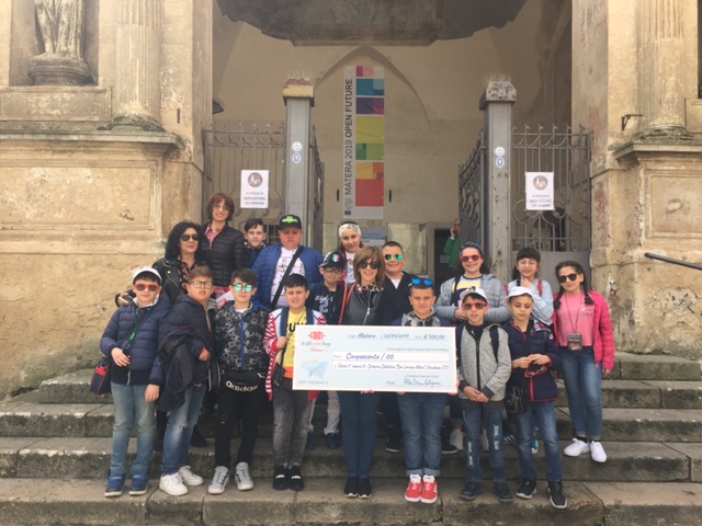 PATERNO': PREMIATI GLI STUDENTI VINCITORI DEL CONCORSO NAZIONALE “A SCUOLA DI DONO”