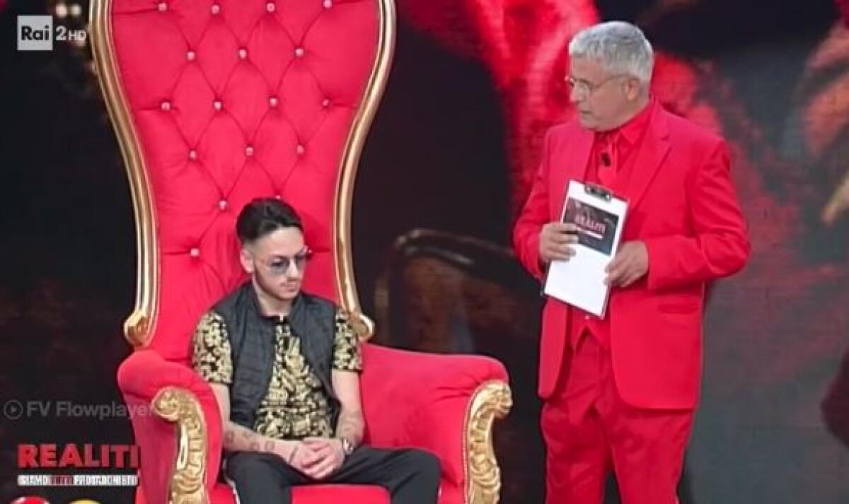 CRITICHE PER IL CANTANTE NEOMELODICO PATERNESE DOPO LE PAROLE IN TV SU FALCONE E BORSELLINO - 