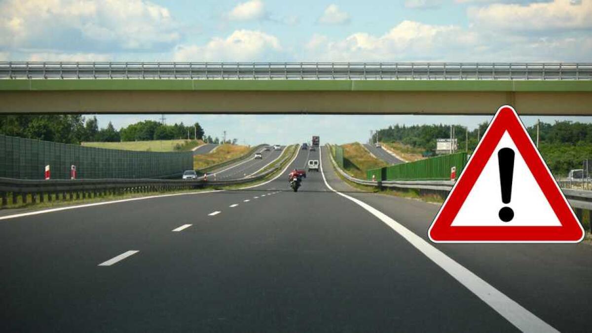 CATANIA, RITIRATA LA PATENTE A 7 “FURBETTI” DELLA CORSIA DI EMERGENZA - 