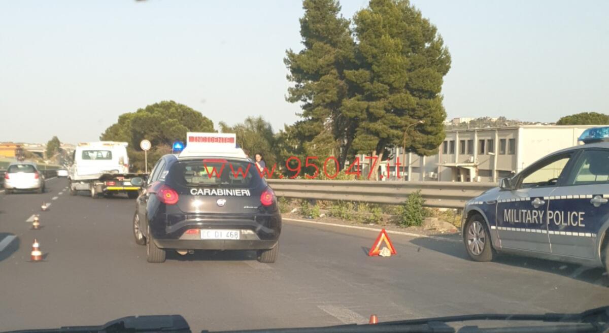 DOPPIO INCIDENTE SULLA SS121 PER FORTUNA SENZA FERITI GRAVI - 