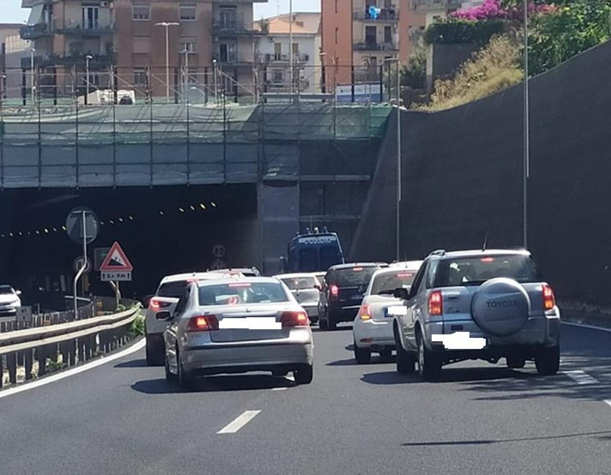 INCIDENTE MORTALE AL VIALE MEDITERRANEO - 