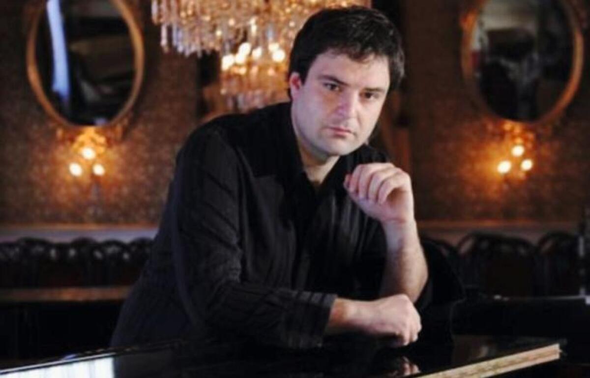 RICATTO SESSUALE DEL PIANISTA,  L'SMS AL PRETE: «VIENI ALL'INCONTRO O CONSEGNO LE FOTO AL VESCOVO» - 