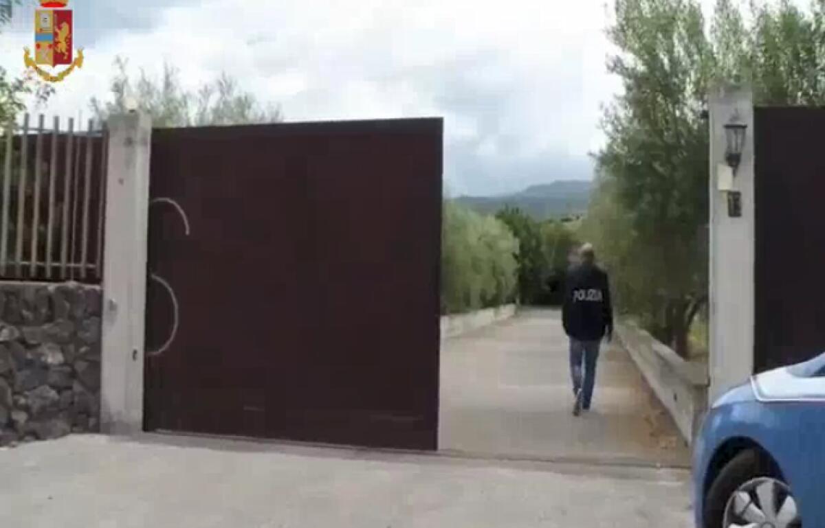 ADRANO: SEQUESTRO BENI 1,3 MLN  AI SANTANGELO-TACCUNI - 