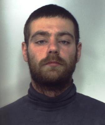 CATANIA: SPACCIAVANO “CRACK” DA CASA, IN MANETTE SUOCERO E GENERO