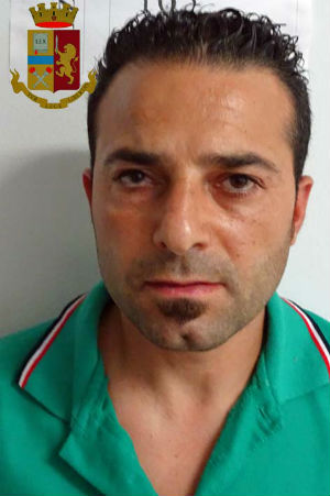 PIAZZA ARMERINA: RUBA 103 KG DI MARIJUANA, ARRESTATO