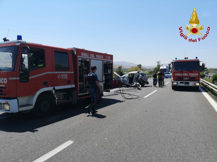 A19: GRAVISSIMO INCIDENTE NEI PRESSI DI SFERRO - AGGIORNAMENTO