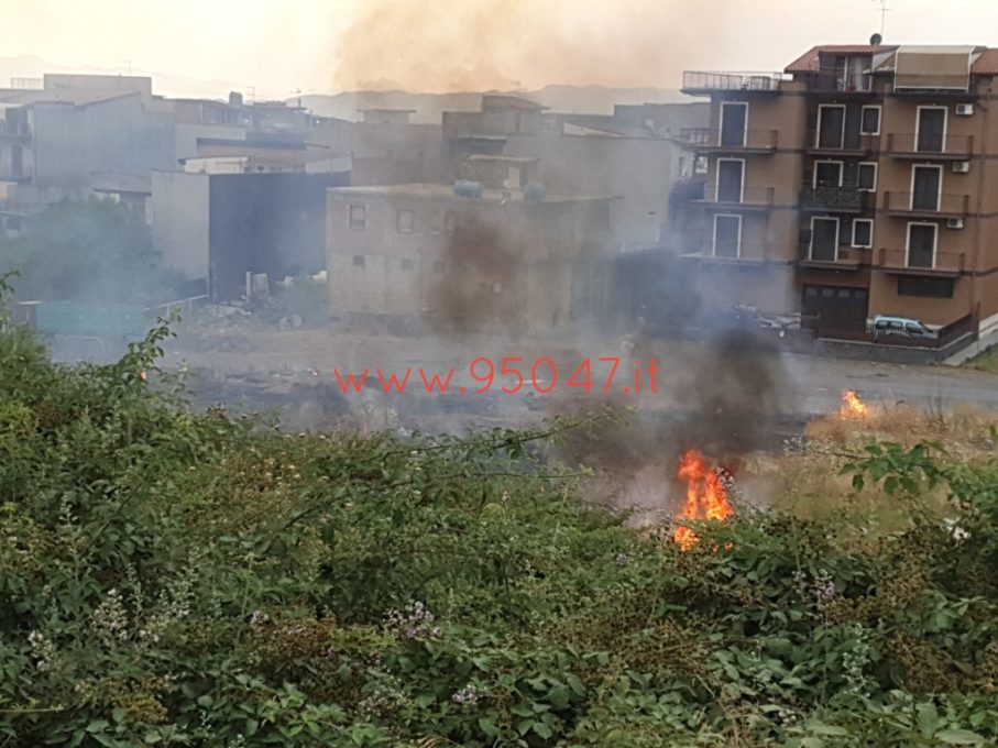 CONTINUANO GLI INCENDI DI STERPAGLIE: COLPA DELL'ABBANDONO DEI TERRENI