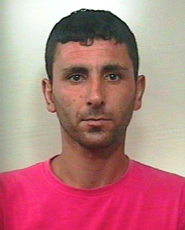 SAN GIOVANNI LA PUNTA: TRAVOLSE LE VITTIME CHE AVEVA RAGGIRATO CON LA “TRUFFA DELLO SPECCHIETTO”, ARRESTATO 34 ADRANITA