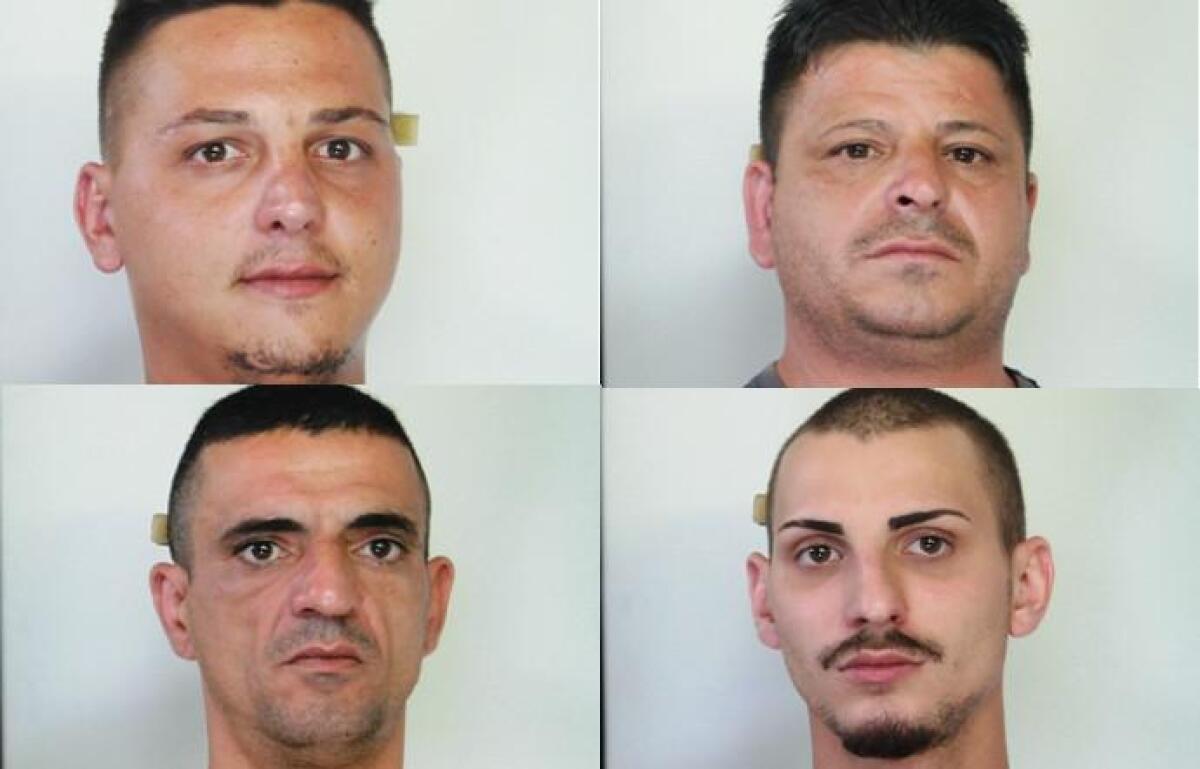 CATANIA, RUBAVANO LE AUTO CARICANDOLE SU UN FURGONE: QUATTRO ARRESTATI - 