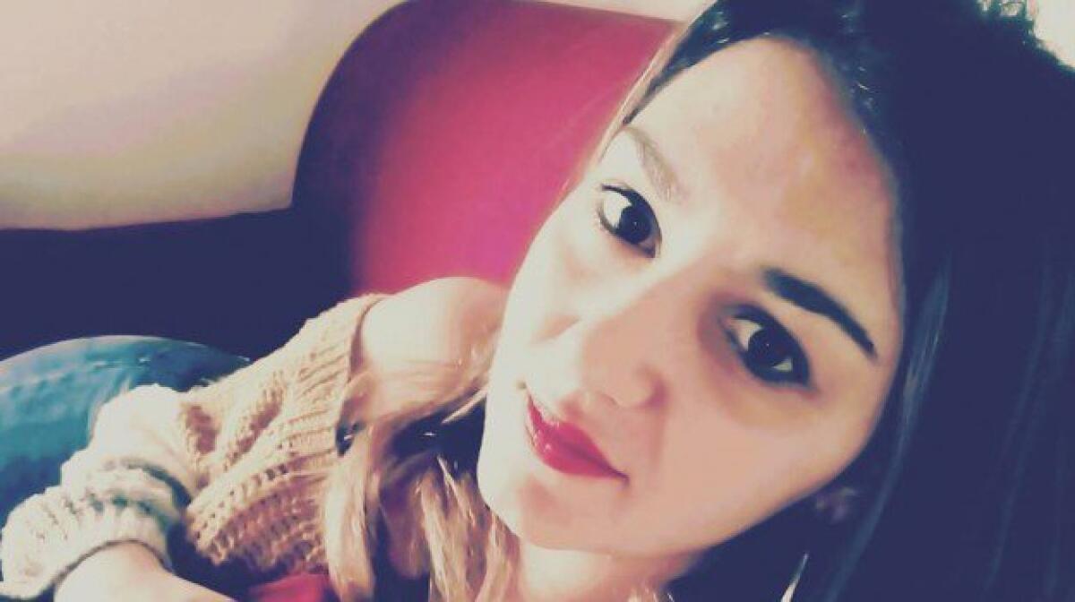 SCICLI: TRAVOLTA E UCCISA DA UN'AUTO MENTRE BUTTA LA SPAZZATURA - 