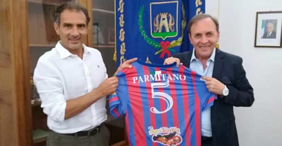 PATERNO': IL SINDACO NASO  IN KAZAKISTAN PER ASSISTERE AL LANCIO DI PARMITANO - 