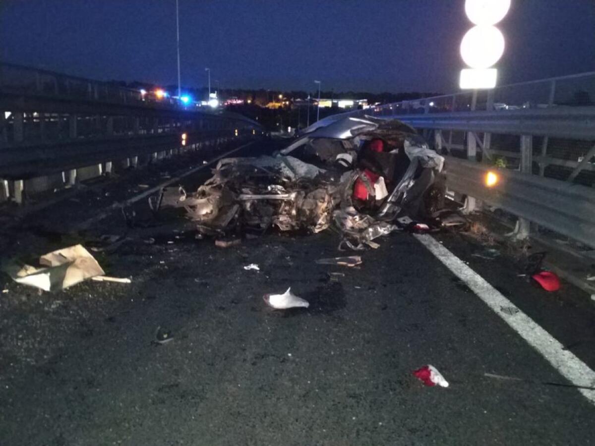 GRAVISSIMO INCIDENTE  SULL'ASSE DEI SERVIZI DI CATANIA, SEI FERITI - 