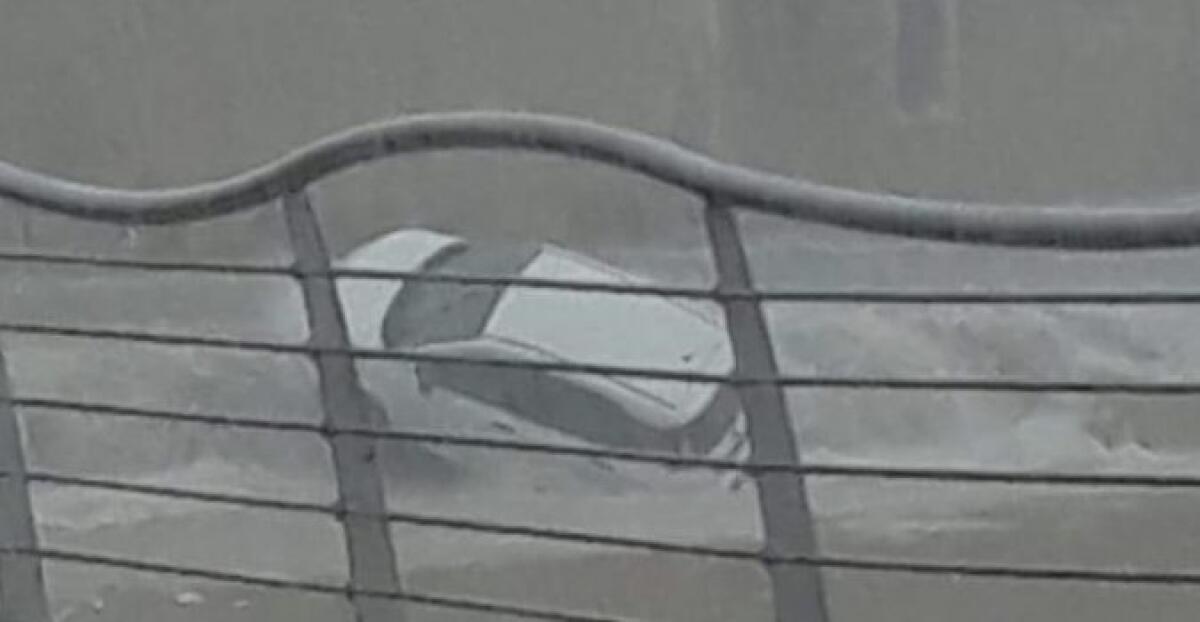 BOMBA D’ACQUA SU AVOLA, UN’AUTO TRASCINATA IN MARE - 