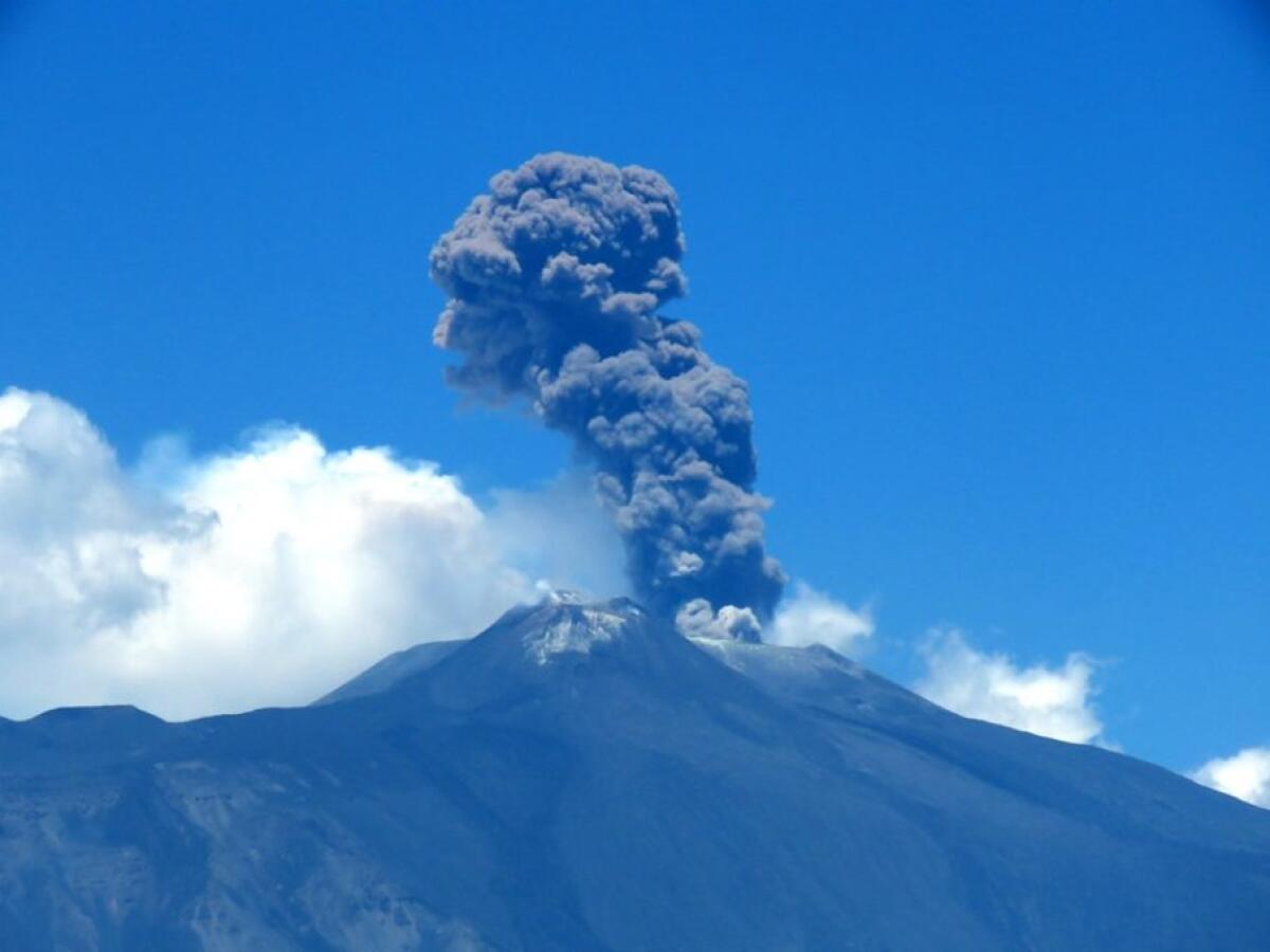 ETNA: ESPLOSIONE DAL CRATERE DI NORD-EST - 