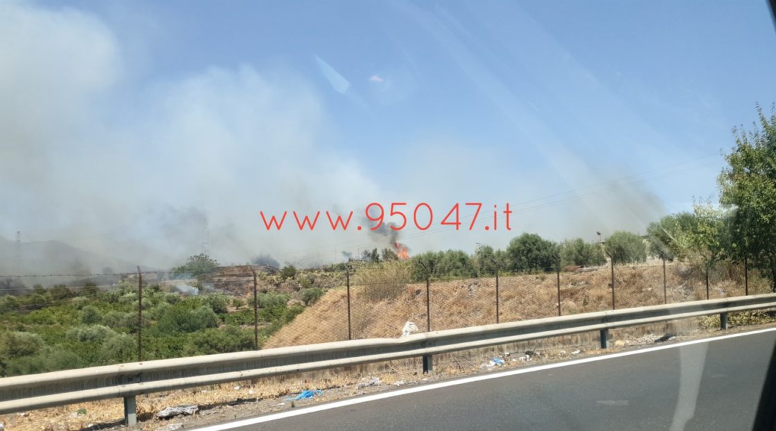 DUE VASTI INCENDI NELLA GIORNATA DI OGGI - I DETTAGLI E LE FOTO