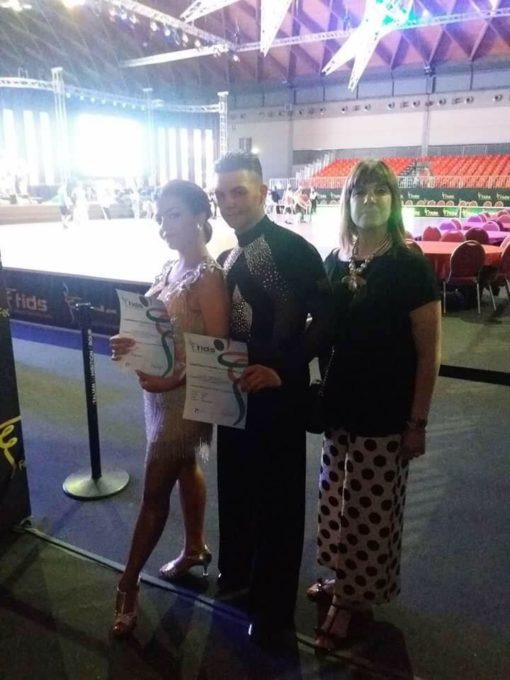 PATERNO': OTTIMI RISULTATI PER LA SCUOLA DANZA STUDIO3 AI CAMPIONATI ITALIANI FIDS