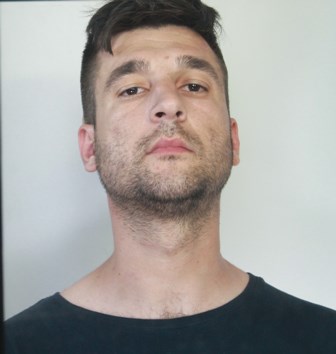 FERMATO IN AUTO AL CASELLO DI SAN GREGORIO CON OLTRE 3 KG DI COCAINA: ARRESTATO UN “CORRIERE”