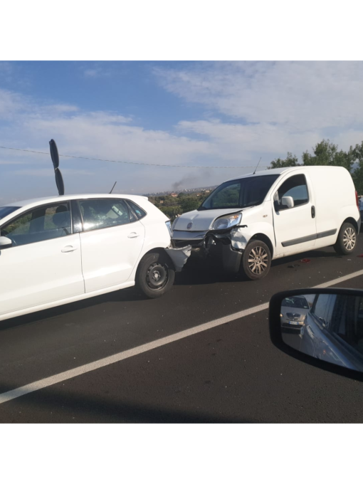 SS284: TAMPONAMENTO A CATENA QUESTA MATTINA, TRE FERITI