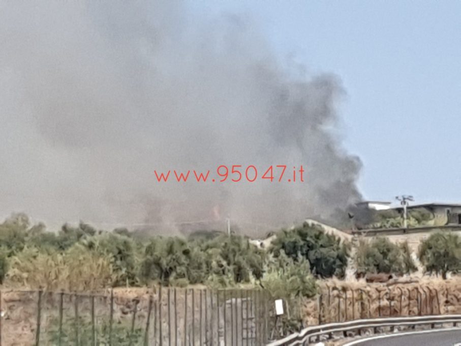 DUE VASTI INCENDI NELLA GIORNATA DI OGGI - I DETTAGLI E LE FOTO