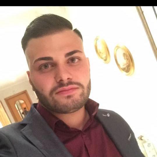 ACI CATENA, FATALE SCHIANTO AUTO SCOOTER ALL’ALBA: MUORE UN 22ENNE