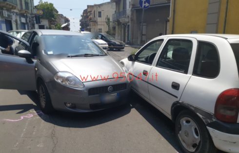 PATERNÒ: INCIDENTE IN VIA G.B.NICOLOSI, DUE FERITI