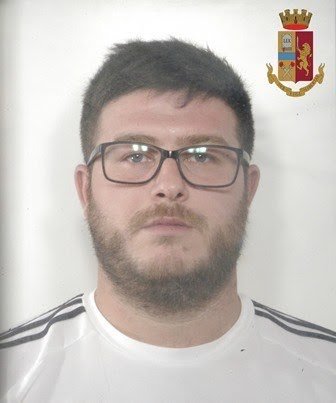 ADRANO: SCOPERTI GLI AUTORI DI DUE RAPINE, ARRESTATI