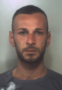 CATANIA, SPACCIO DI DROGA CONTROLLATO DA COSA NOSTRA: 25 MISURE CAUTELARI