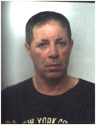 SAN GIOVANNI LA PUNTA: EVADE DAI DOMICILIARI CON UN MOTORINO RUBATO E SCIPPA UNA DONNA