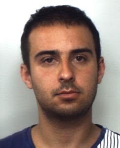 ACIREALE, ARRESTATO PER ESTORSIONE IL TITOLARE DELL’AREA DI SERVIZIO ESSO DI VIA DE GASPERI